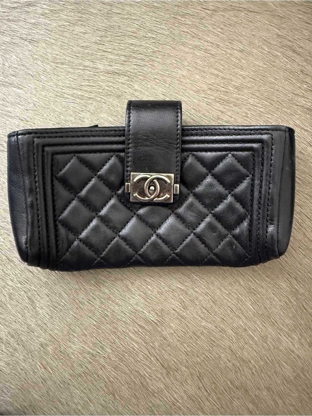 CHANEL Black Quilted Leather Pouch